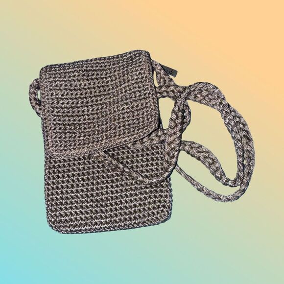 The Sak Crochet Hipster Crossbody Shoulder Bag Tan Champagne W Zipper Pocket - Picture 6 of 6